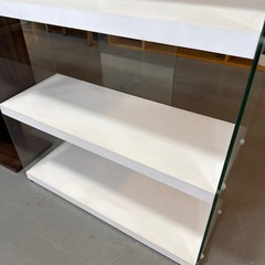 ガラス棚の画像