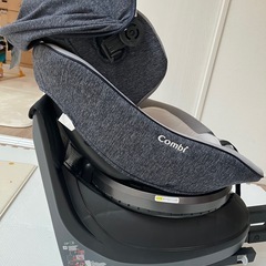 お話中　コンビ　ISOFIX チャイルドシート　360度回転の画像