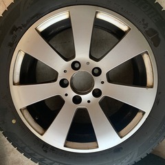 スタッドレスタイヤ　　の画像