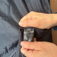 ユニクロ、フード付コート、Lサイズ
の画像