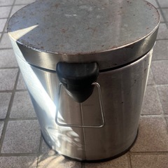 ❤️処分セール❤️ゴミ箱 ニトリ ステンレス ペダルペール　5L　の画像