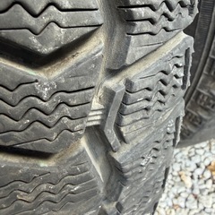 冬タイヤ15インチ★ 205/70R15 ★ PCD114アルミ付きスタッドレス ★ バリ山深溝４本組！★ セレナ ヴォクシー の画像