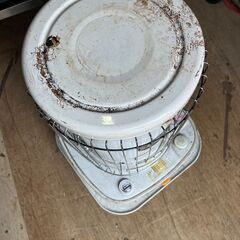 コロナ灯油ストーブの画像