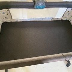 ベビーベッド　の画像