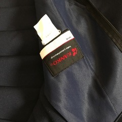 ウエスト72丈59 プリーツ　スカート　紺　留め具なし　冬の画像