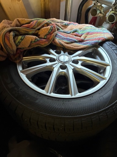 決まりました！最終値下げ！ヴォクシー　スタッドレスタイヤ　セット