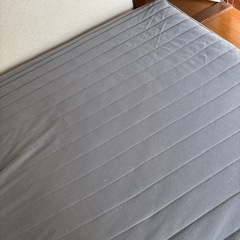 セミダブルベッド　GOKUMIN マットレス　ベッドフレーム付きの画像