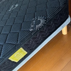 セミダブルベッド　GOKUMIN マットレス　ベッドフレーム付きの画像