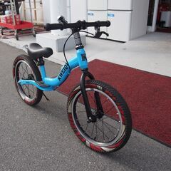 中古美品!    ストライダー　青　エキスパート藤沢辻堂店の画像