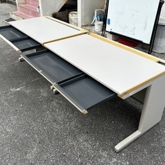 【取引中】事務用机の画像