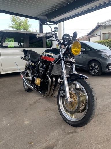 Kawasaki ZRX400 カスタム多数　車検丸2年付