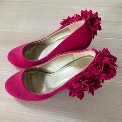 【靴/パンプス】花柄ハイヒールの画像