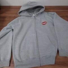 古着　ストレイト STRAIIIGHT 　ロゴ入りパーカー　XLARGE　サイズの画像