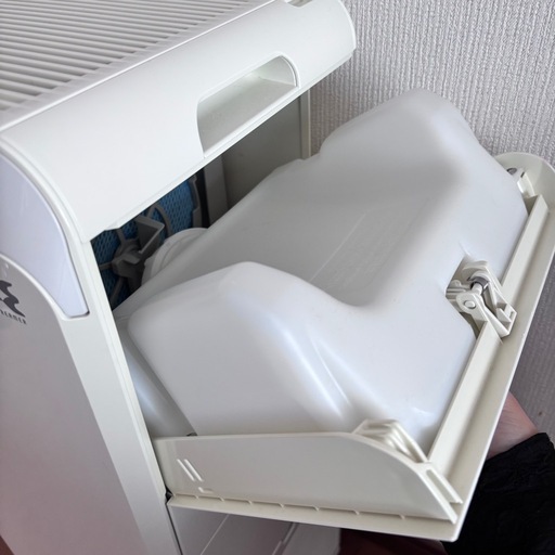 《早めのお引き取り希望です》DAIKIN　ダイキン MCK55TKS-W