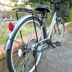中古自転車 BA ママチャリ 自転車 内装3段ギア 26インチ LEDライト シルバー 通勤 通学 近所のお出掛けなどにの画像