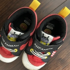 アンパンマンの靴　サイズ14の画像