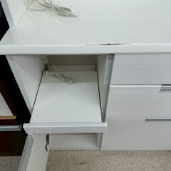 ★リユースのサカイ高崎店★TJ13428  食器棚 白 H201×D42×W100 クリーニング済みの画像