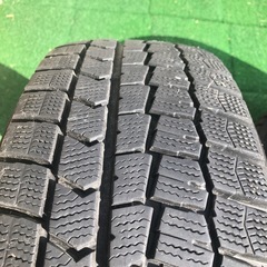 195/65R15 スタッドレス　4本（1本パンク修理有り）　お取引中ですの画像