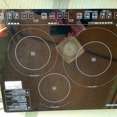 【新品未使用】IRIS OHYAMA IHクッキングヒーター IHC-S313-B（3口）の画像