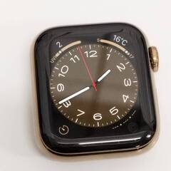 Apple Watch Series 5/GPS+セルラー/40mm/A2156/ゴールドステンレス〈MWX62J/A〉の画像