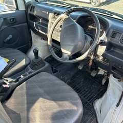 H18年式 スズキキャリー 検8年2月 5MT 2WDの画像