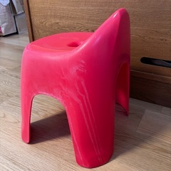 リッチェル ハユール　風呂イス　レッドの画像