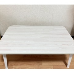 折りたたみテーブルの画像