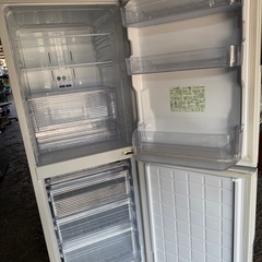 シャープ SHARP プラズマクラスター冷蔵庫 (280L 右開き) 2ドア ホワイト系 SJ-PD28E-Wの画像