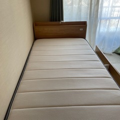 ニトリシングルベッドの画像