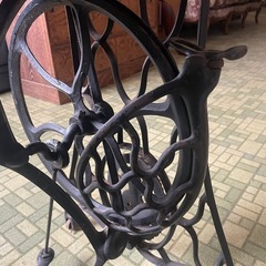 【引取限定】SINGER シンガー　アンティーク　ミシン台　網目鉄脚　ヴィンテージ　足踏みミシンの画像