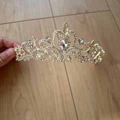 ティアラ ネックレスの画像