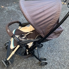 コンビ　ベビーカー　メチャカルハンディの画像