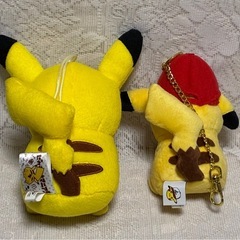 ピカチュウ ぬいぐるみ キーホルダーの画像