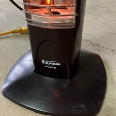 ストーブとヒーターの画像