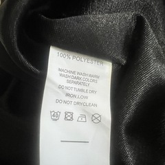 新品❗️サテン生地スカートの画像