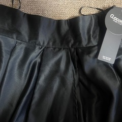 新品❗️サテン生地スカートの画像