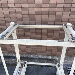 エアコン室外機用ラックの画像