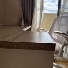 LOWYAデスク、チェアの画像