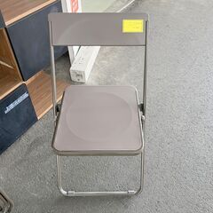 【ドリーム池田店】◎ジモティ割対象品◎パイプ椅子　折りたたみ式　ブラウン　IKW-237の画像