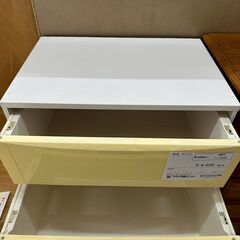 ★リユースのサカイ高崎店★TJ13430  チェスト 黄白 H129×D40×W58.5 クリーニング済みの画像