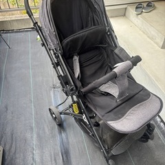 ベビーカーの画像