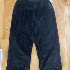 あったかモコモコパンツの画像