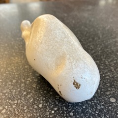 A2511-330 白いイノシシ インテリア 置物 オブジェ 陶器製 幸せを運ぶシンボル 縁起物 干支 キズ汚れ有りの画像