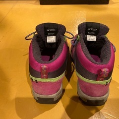 ホーキンストレッキングシューズ22.5cm Hawkins登山靴
の画像