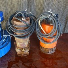 水中ポンプ　2台とホースのセット（ホース全長87m)　中古品の画像