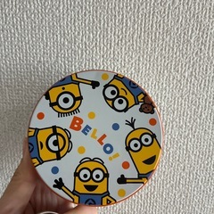 ミニオン　お菓子　USJ ケースの画像