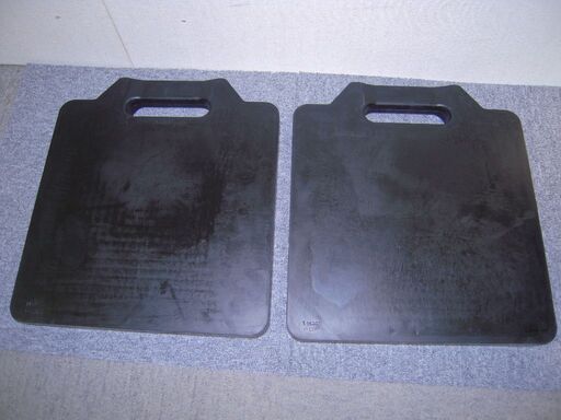 新品販売　アウトリガー敷き板（ゴム100％）新品2枚