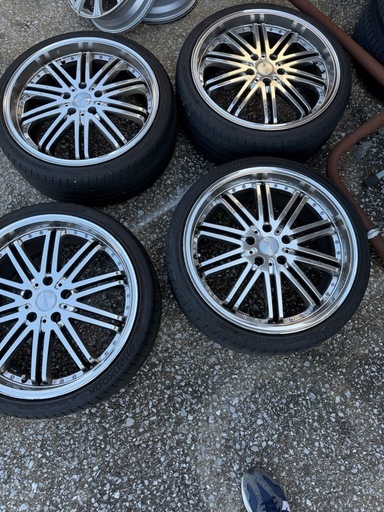 WREST ヴァレスト　激安　ノア　ヴォクシー 19インチ　タイヤホイールせっとセット