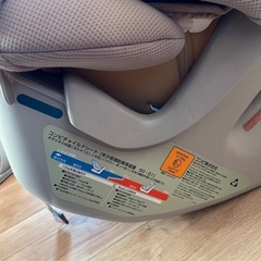 チャイルドシート２つの画像