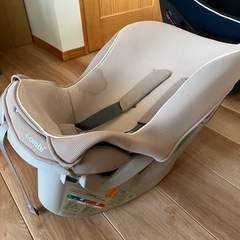 チャイルドシート２つの画像